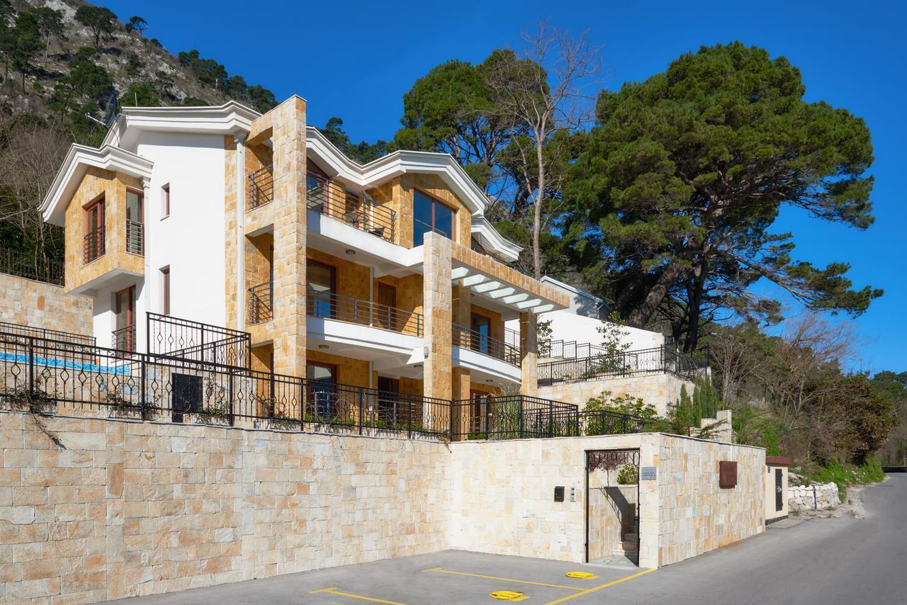 Apartments Residence Portofino Kotor Luaran gambar